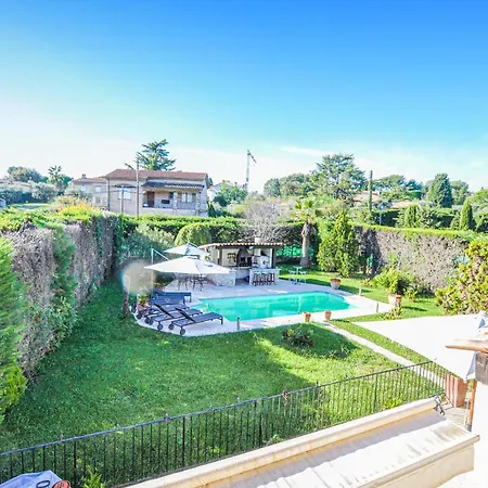 4 Bedroom Beautiful In Holiday home *